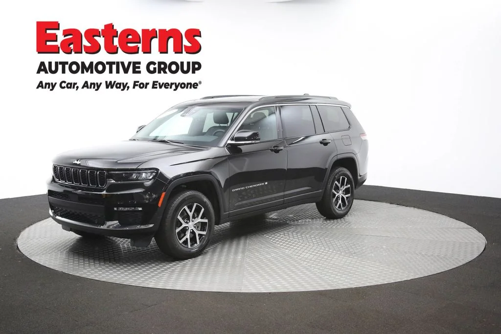Used 2024 Black Jeep Limited image 58