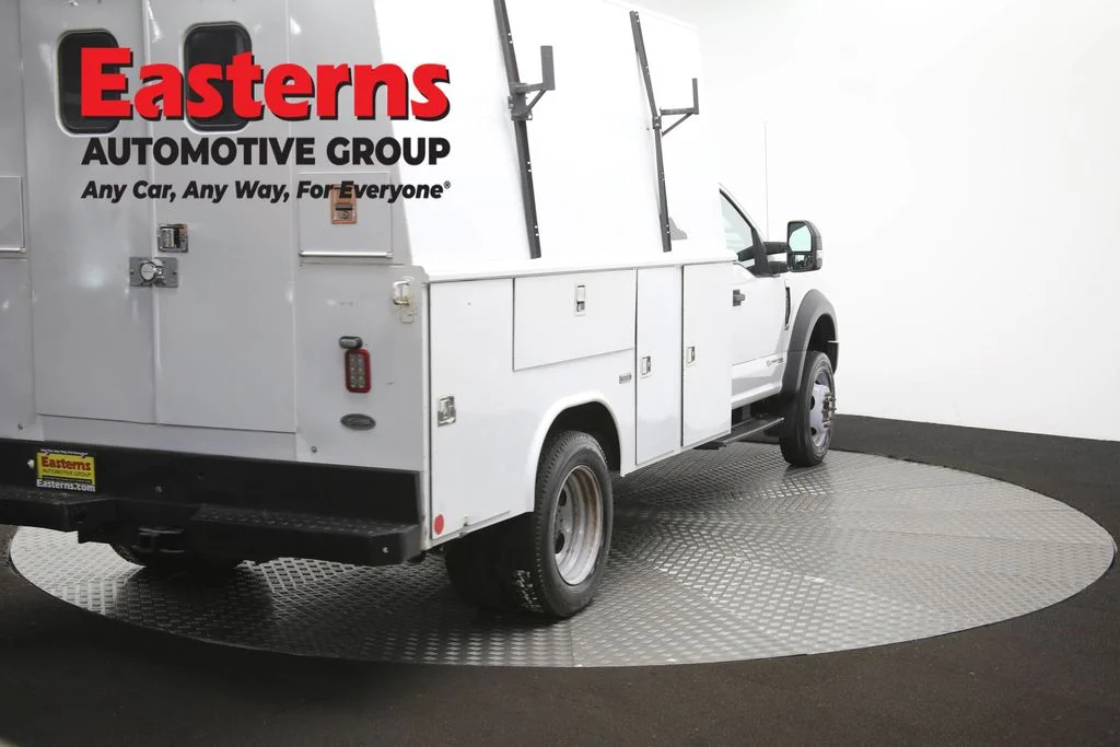 Used 2017 White Ford XL image 41