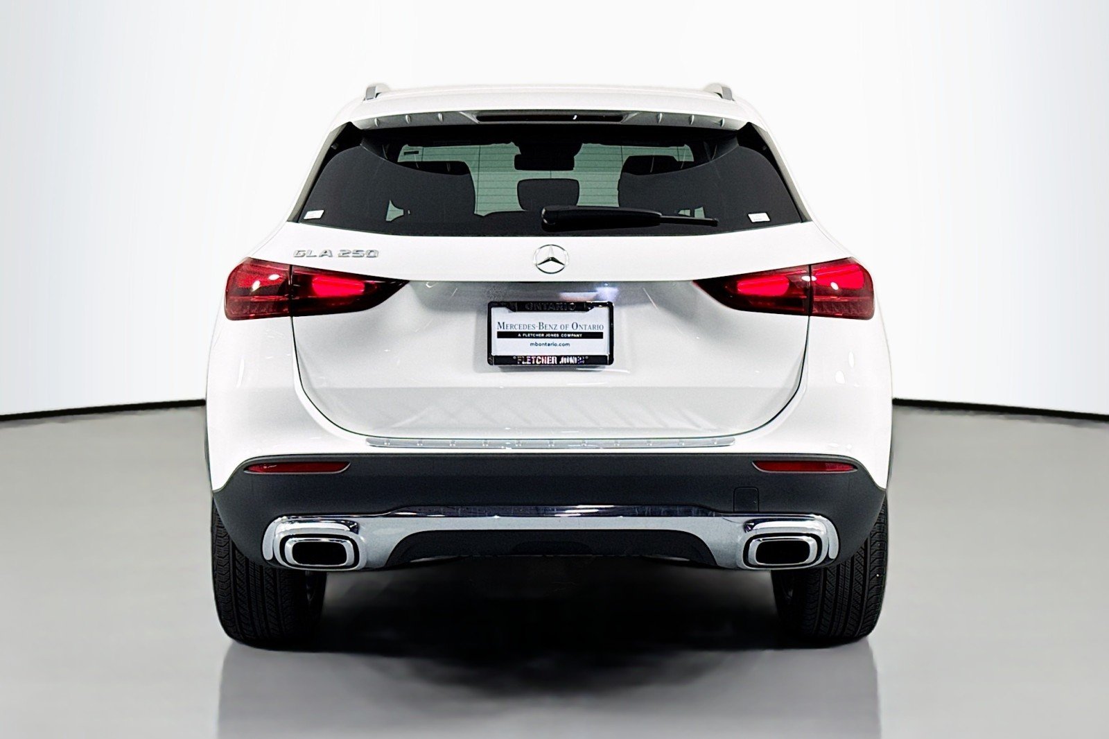 Certified Used 2026 Polar White Mercedes-Benz GLA 250 image 5