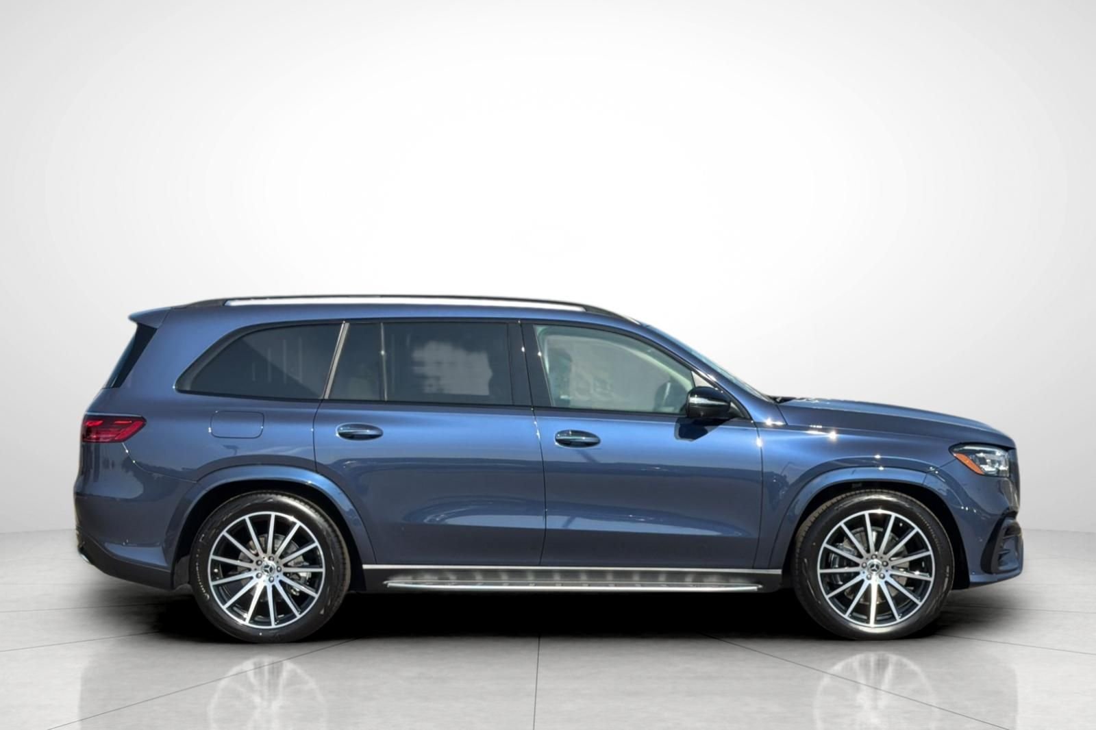 New 2026 Twilight Blue Metallic Mercedes-Benz GLS 450 image 34