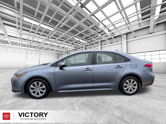 Used 2024  Toyota LE image 7