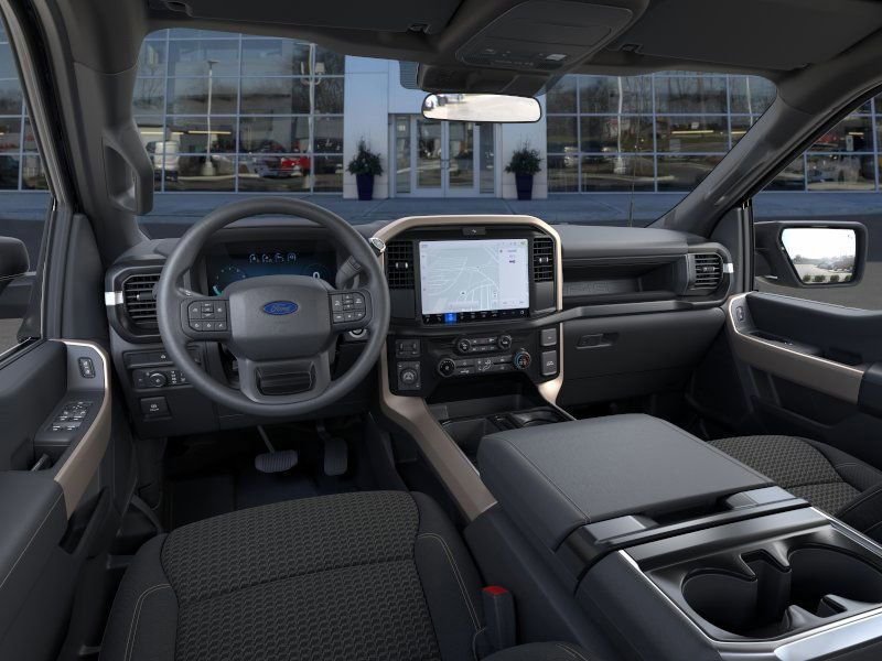2025 Ford F-150 STX - Photo 9