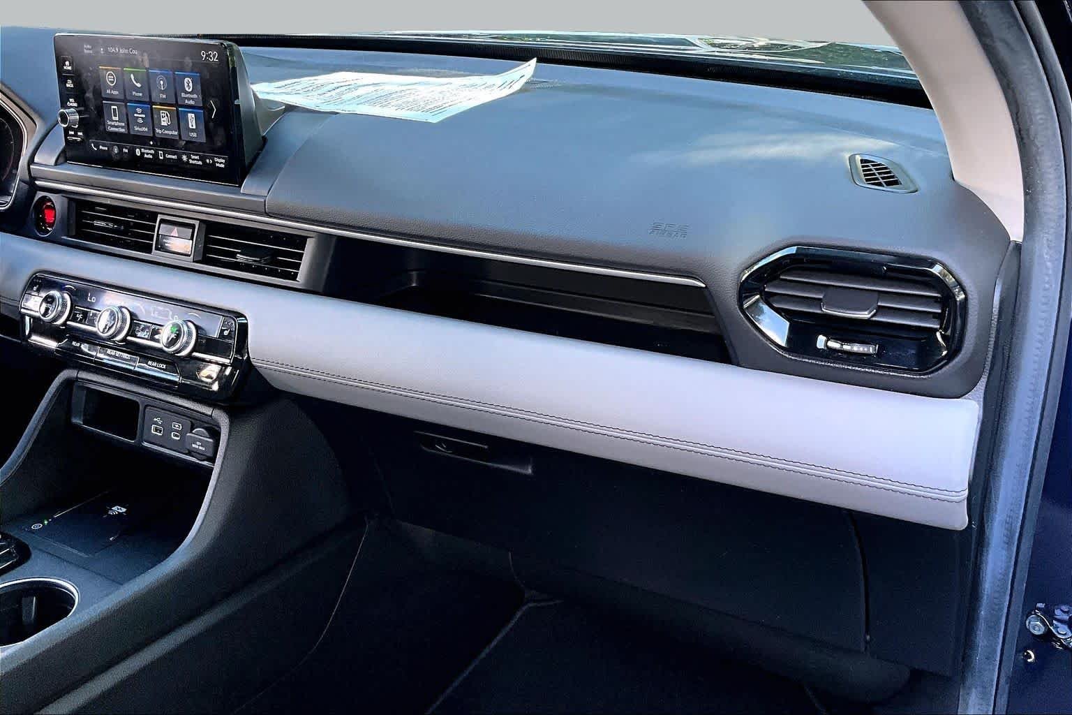 2025 Honda Pilot EX-L - Photo 17