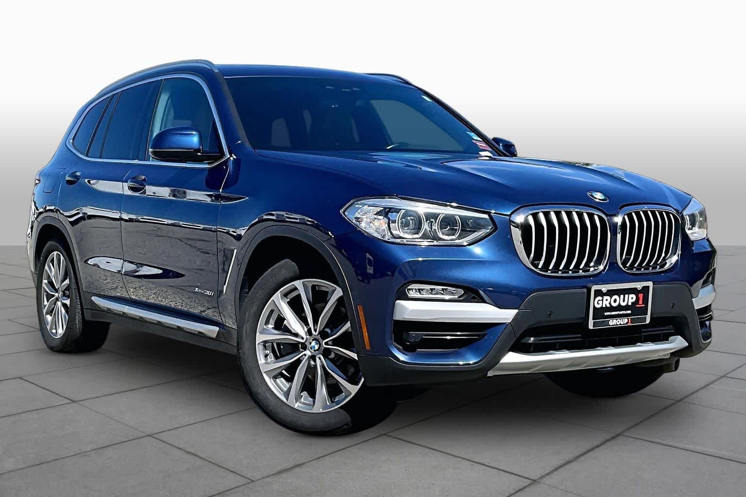 Used 2018 Phytonic Blue Metallic BMW xDrive30i image 3