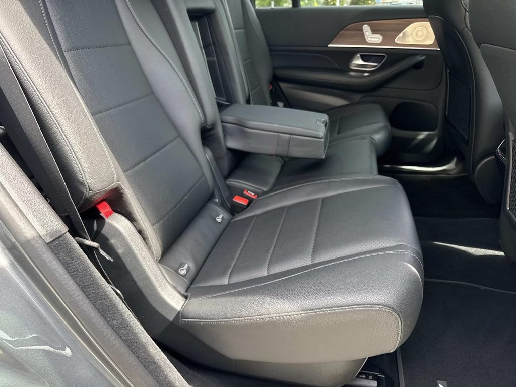 2025 Mercedes-Benz GLS Base - Photo 10