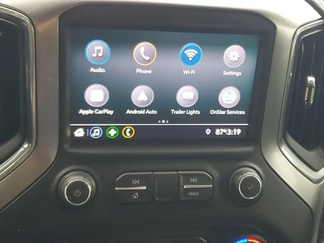 Used 2021 SUMMIT WHITE Chevrolet RST image 16