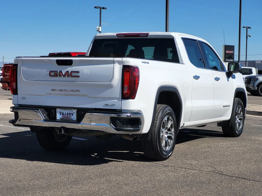 Used 2025 Summit White GMC SLT image 7