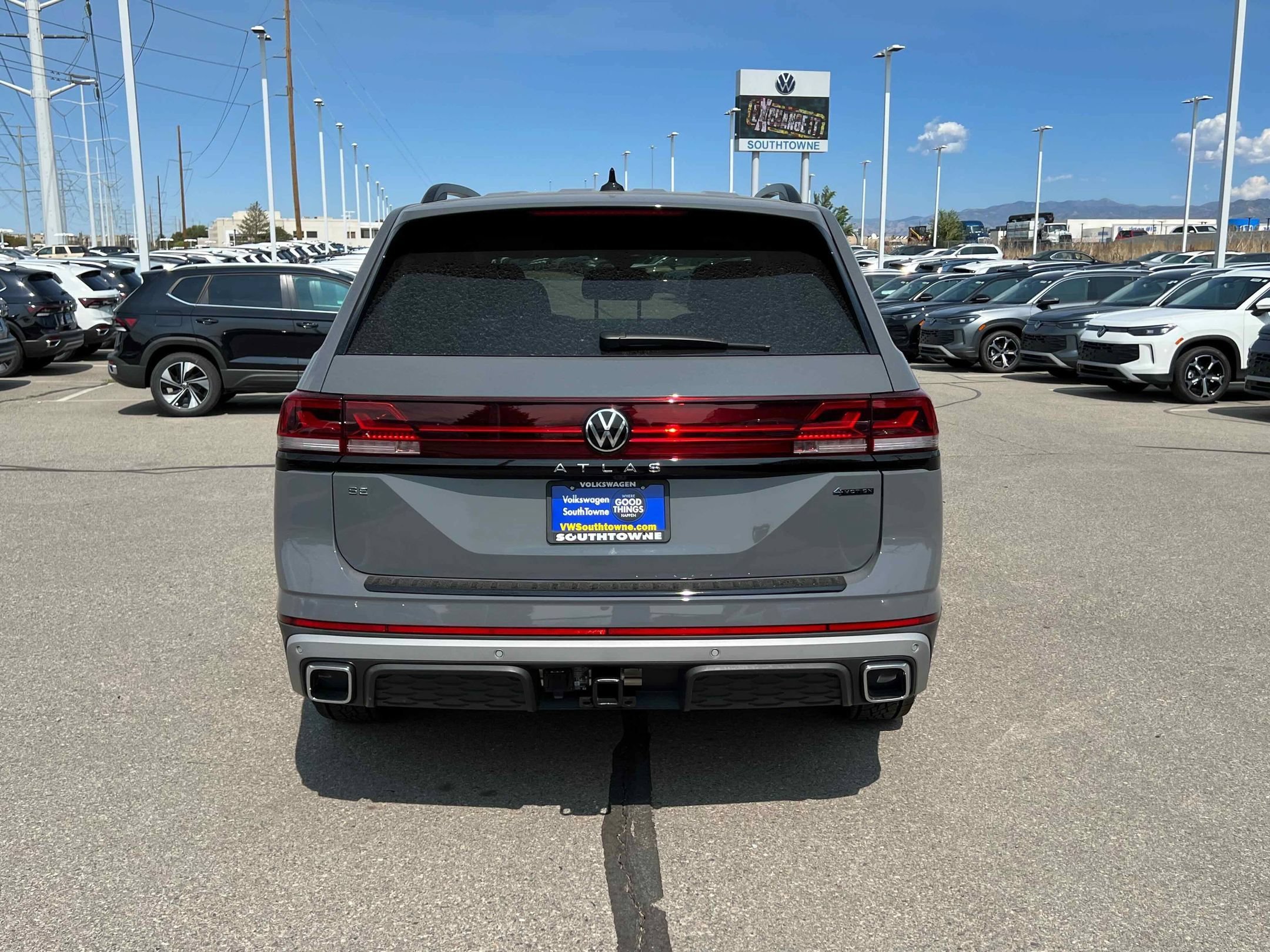 New 2026 Gray Volkswagen 2.0T Peak Edition image 13