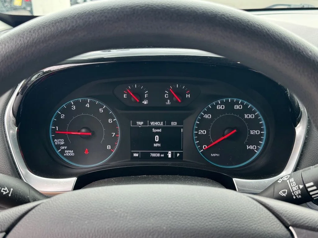 Used 2020 White Chevrolet LS image 24