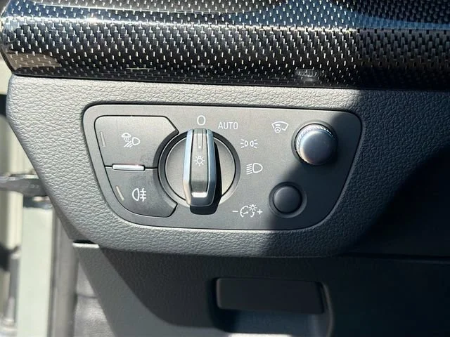 2023 Audi SQ5 Prestige - Photo 37