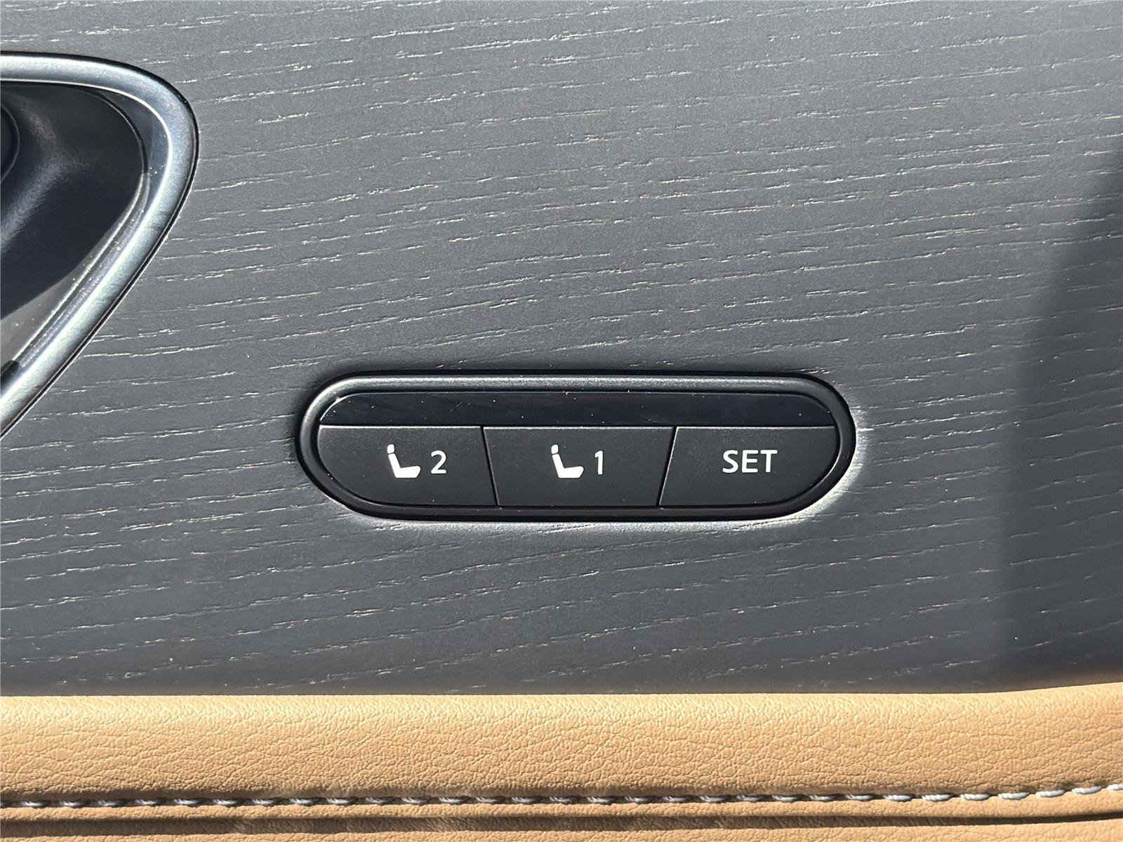 Used 2025 Dynamic Metal INFINITI SENSORY image 26
