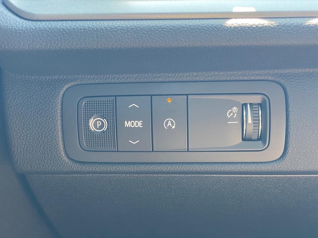 2027 Chevrolet Traverse LT - Photo 19