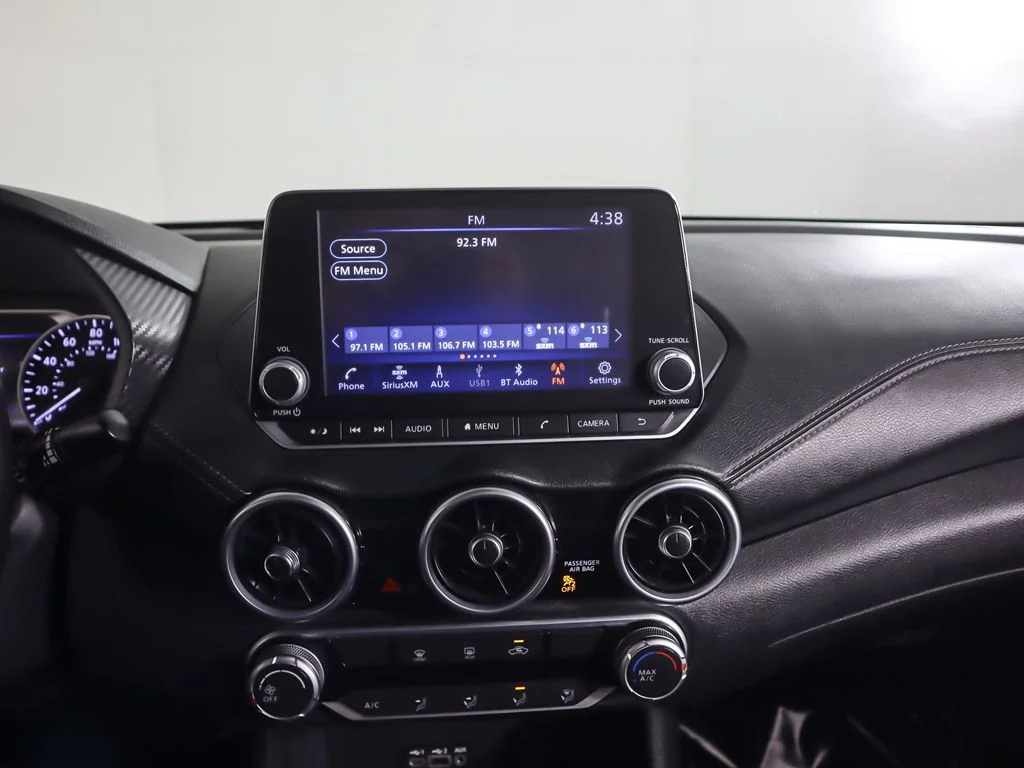 Used 2022 Scarlet Nissan SV image 41
