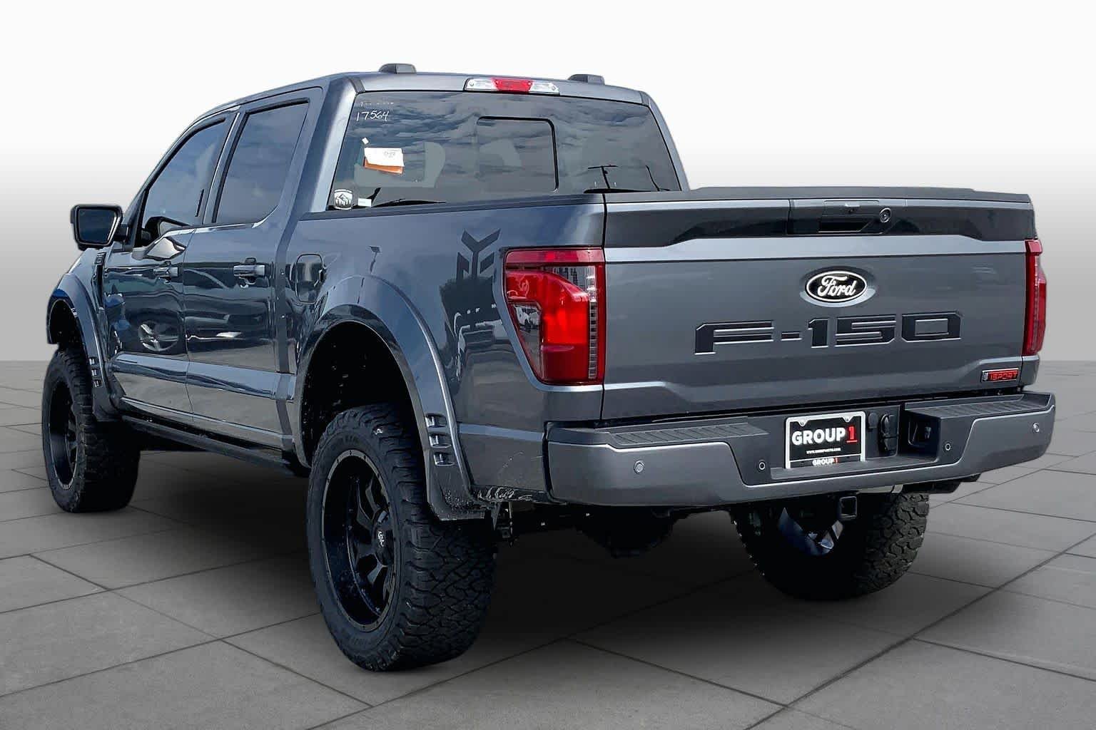 New 2026 Carbonized Gray Metallic Ford XLT image 9