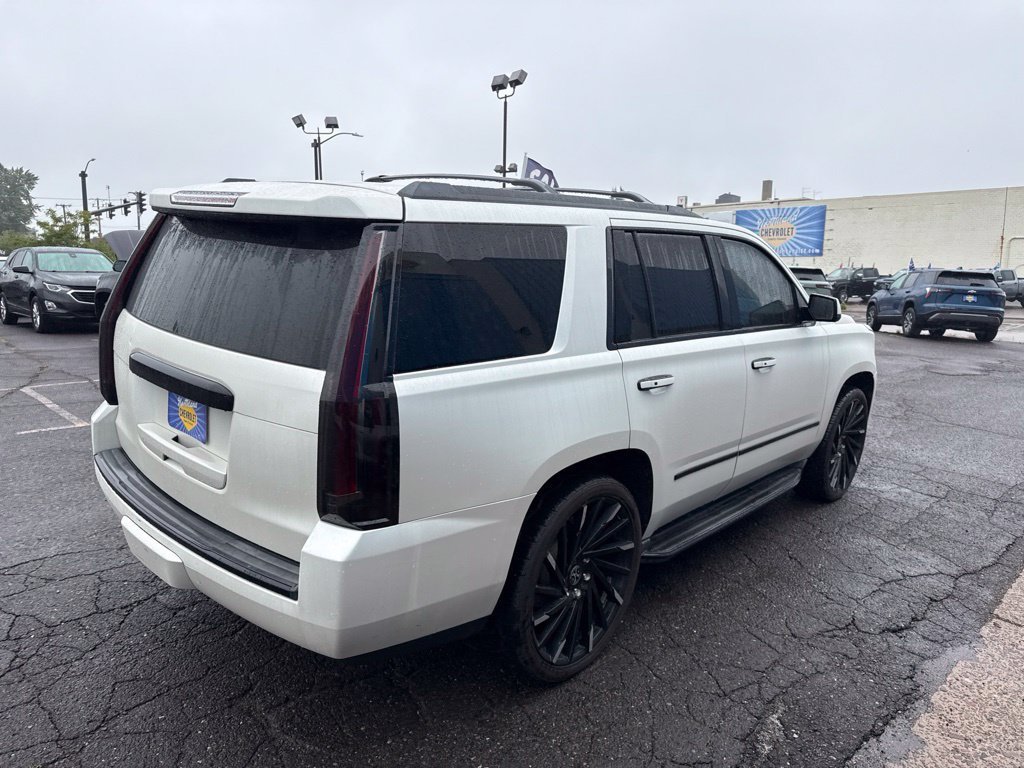 Used 2017 ONYX BLACK GMC Denali image 9