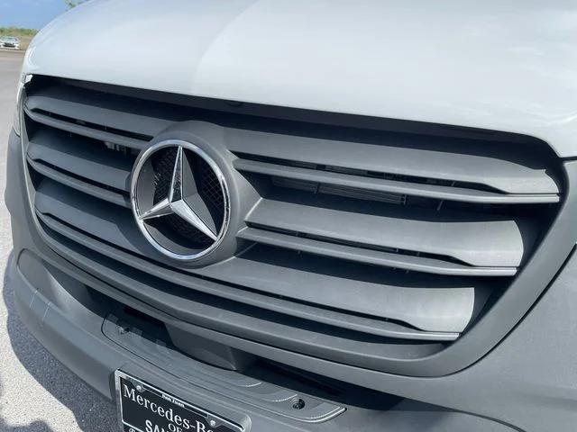 New 2026 White Mercedes-Benz  image 40