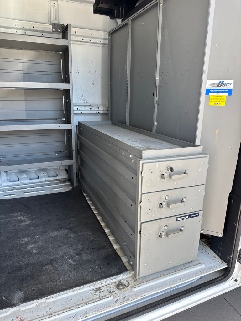 Used 2023 White Ram Base image 16