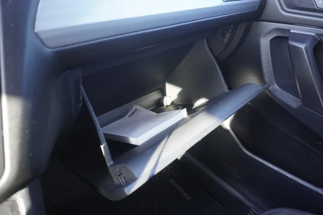 Used 2022 GRAY Volkswagen S image 31
