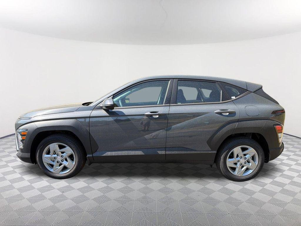 New 2026 Gray Hyundai SE FWD image 8