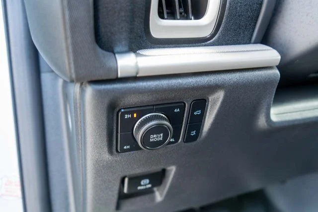 Used 2025 White Ford Active image 23