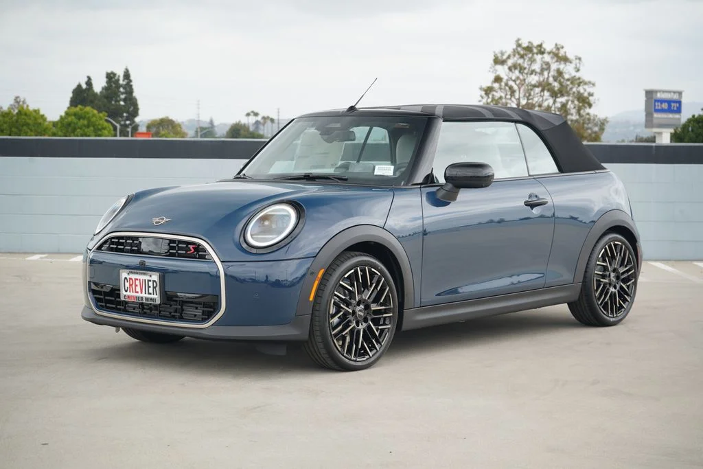 New 2026 Blue MINI Iconic image 2