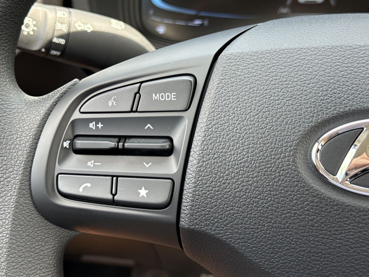 New 2026 Ecotronic Gray Hyundai SE image 17
