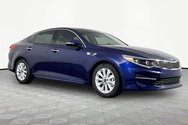 Used 2017 Blue Kia EX image 3