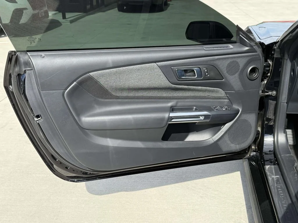 Used 2025 Black Ford EcoBoost image 27