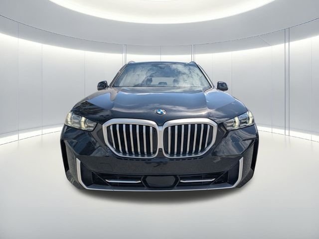 Used 2025 Black BMW xDrive40i image 3