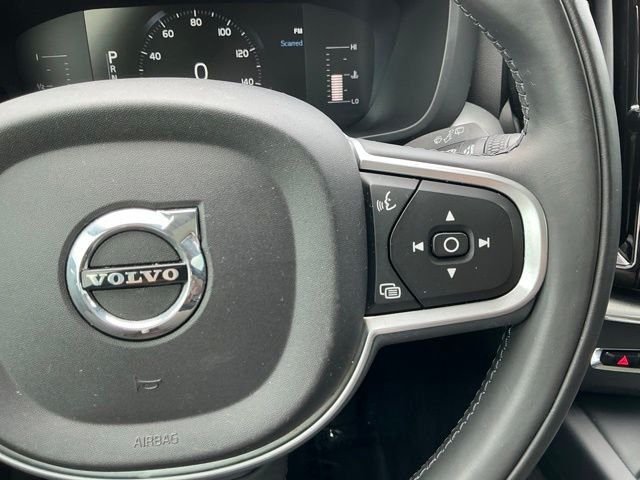 Used 2019 White Volvo T5 Momentum image 56