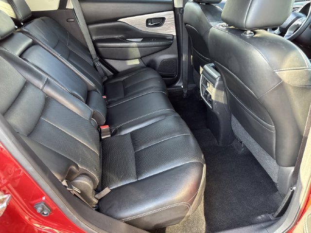 Used 2017 Red Nissan Platinum image 24