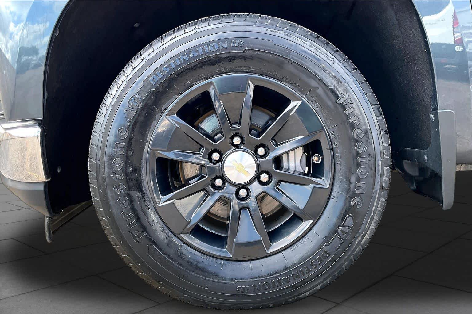 Used 2021 Shadow Gray Metallic Chevrolet LT image 11