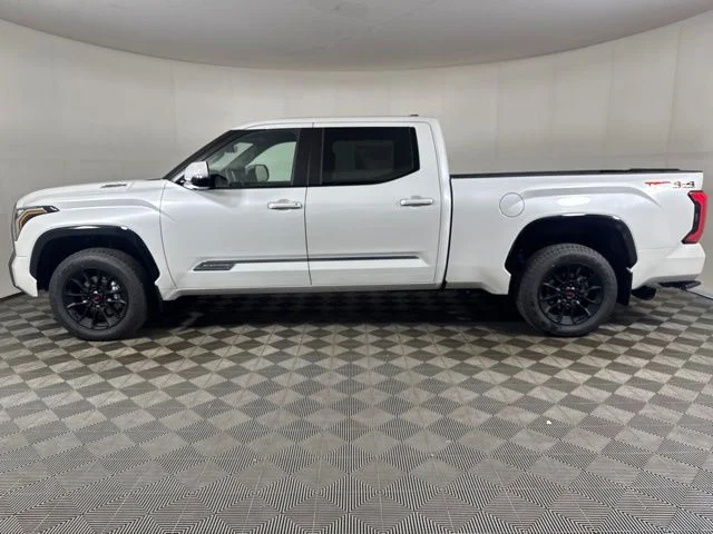New 2026 Wind Chill Pearl <sup>1</sup> Toyota Tundra Platinum image 6