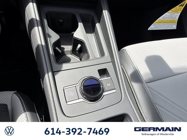New 2026 Platinum Gray Metallic Volkswagen 2.0T SE image 25