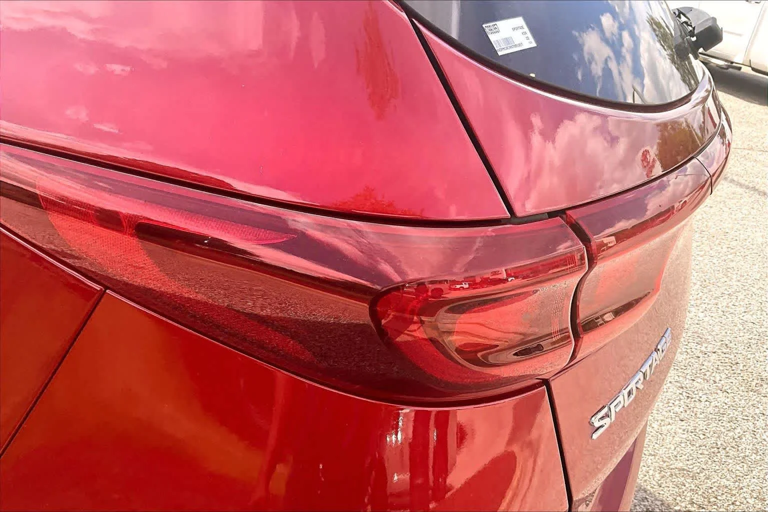 Used 2022 Hyper Red Kia LX image 28