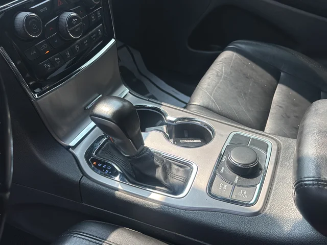 Used 2021 Black Jeep Limited image 18