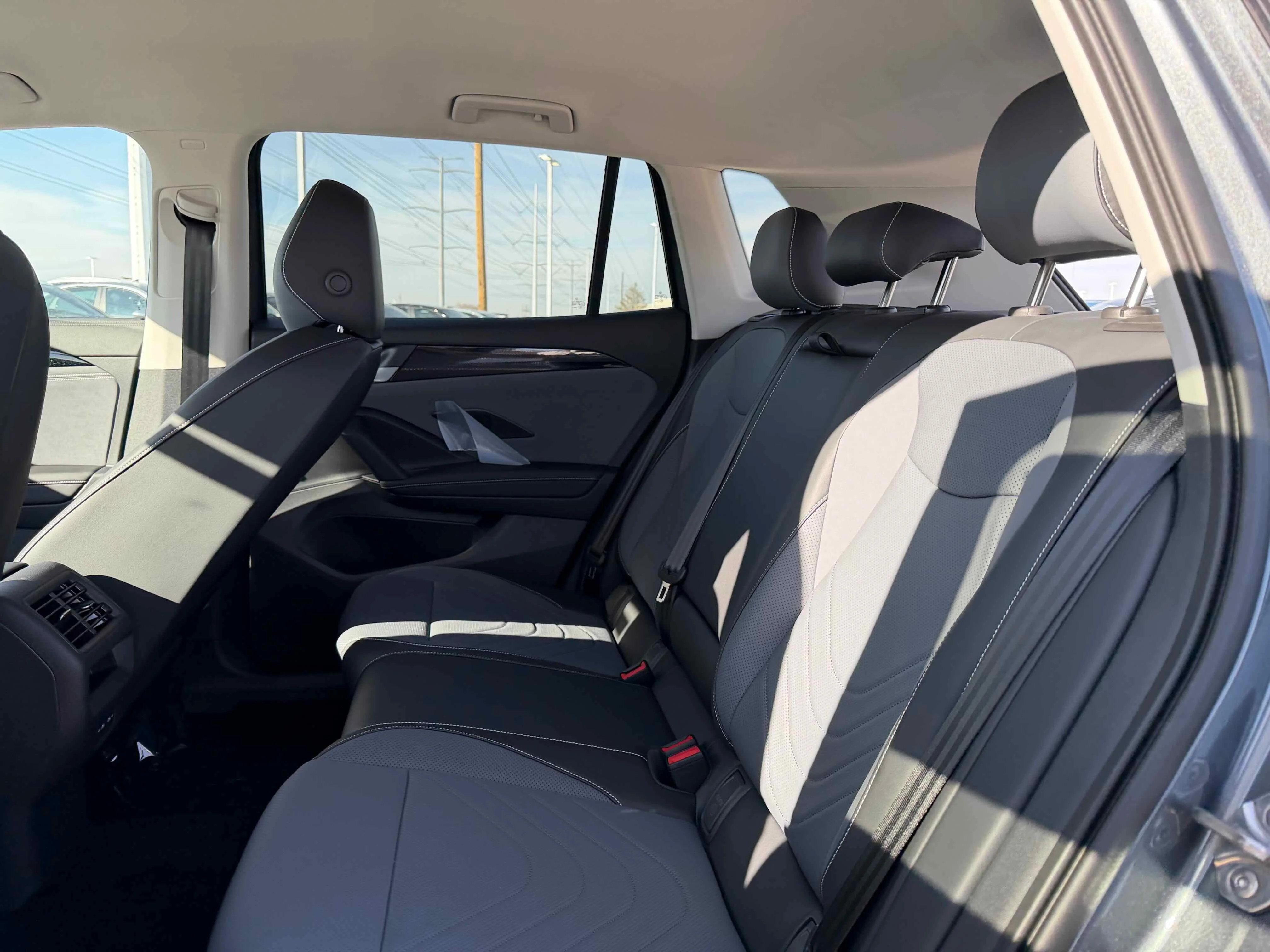 New 2026 Platinum Gray Volkswagen SE image 28