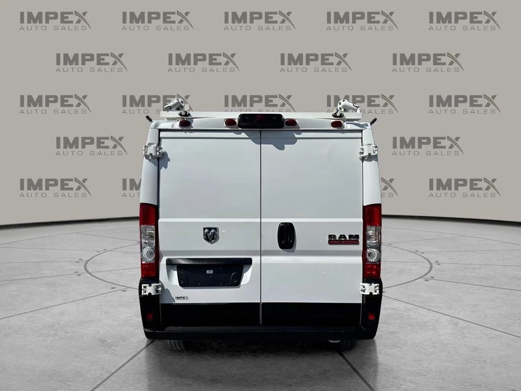 Used 2016 White Ram Low Roof image 4