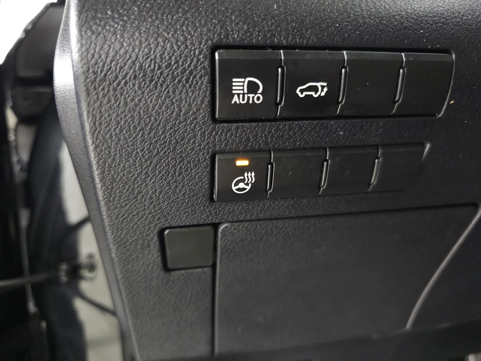 Used 2021 Black Lexus F SPORT Handling image 17