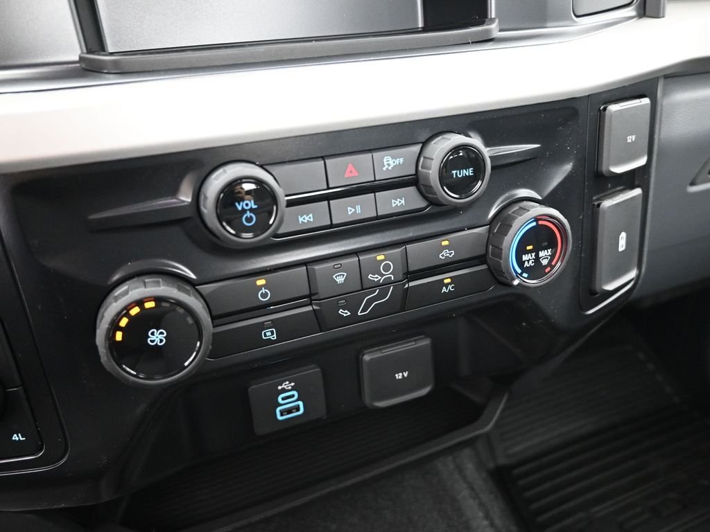 New 2026 Oxford White Ford XL image 12