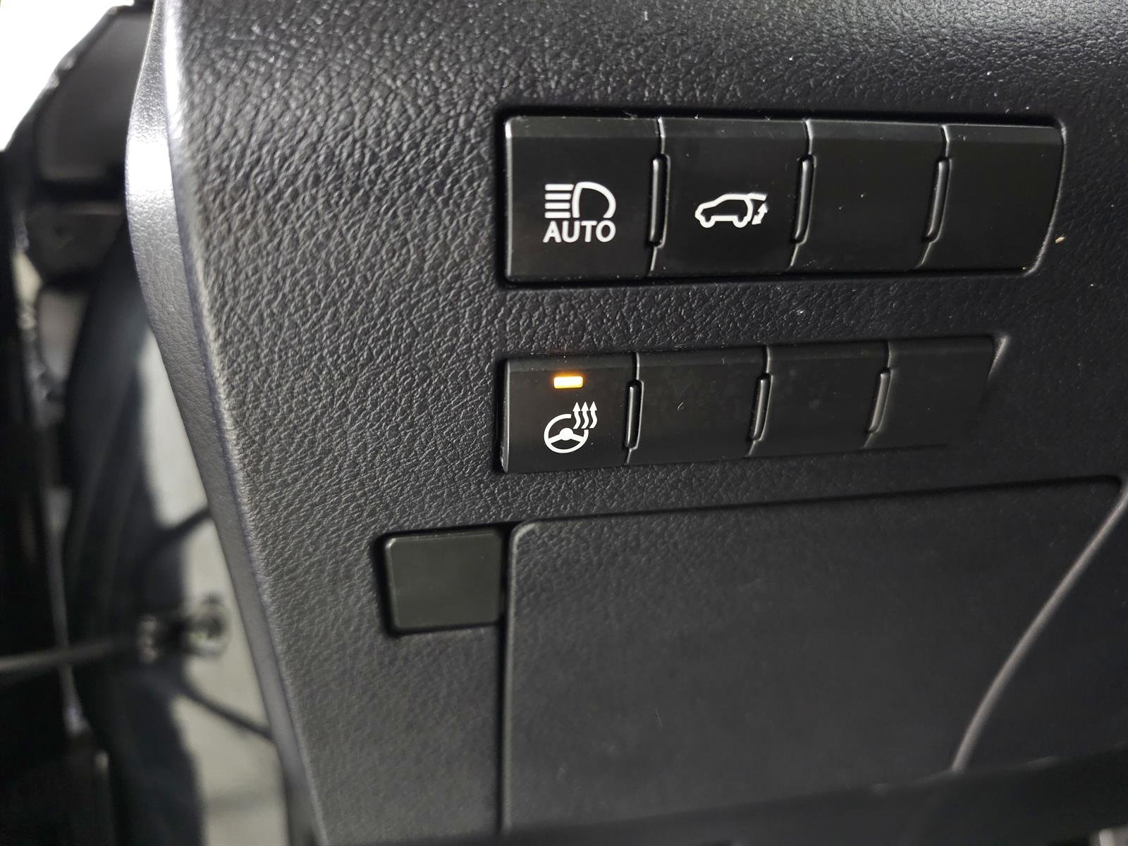Used 2021 Black Lexus F SPORT Handling image 17