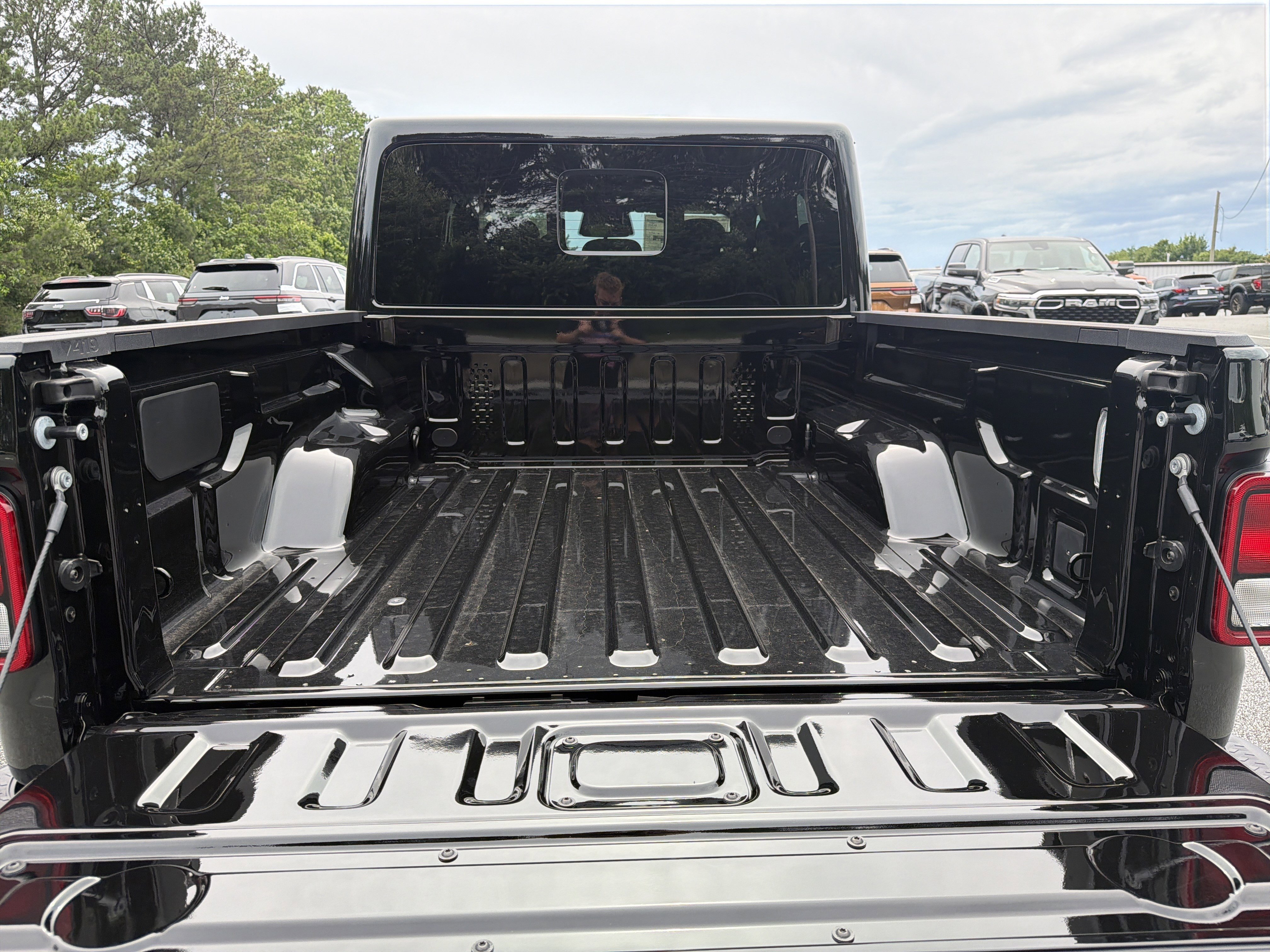 New 2026 Black Clear-Coat Exterior Paint Jeep Sport S image 22