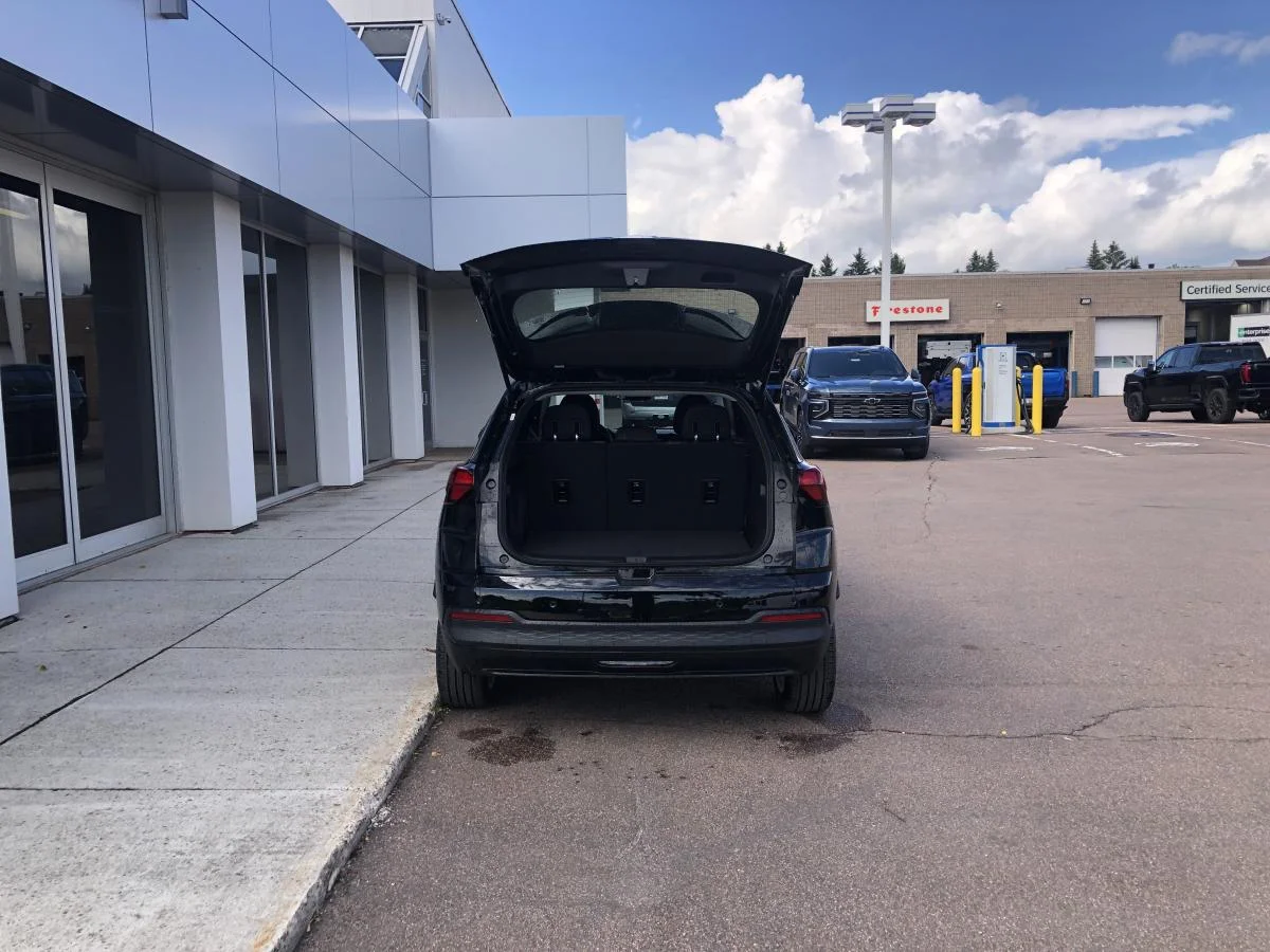 New 2027 Black Chevrolet Fwd 4dr Lt image 7