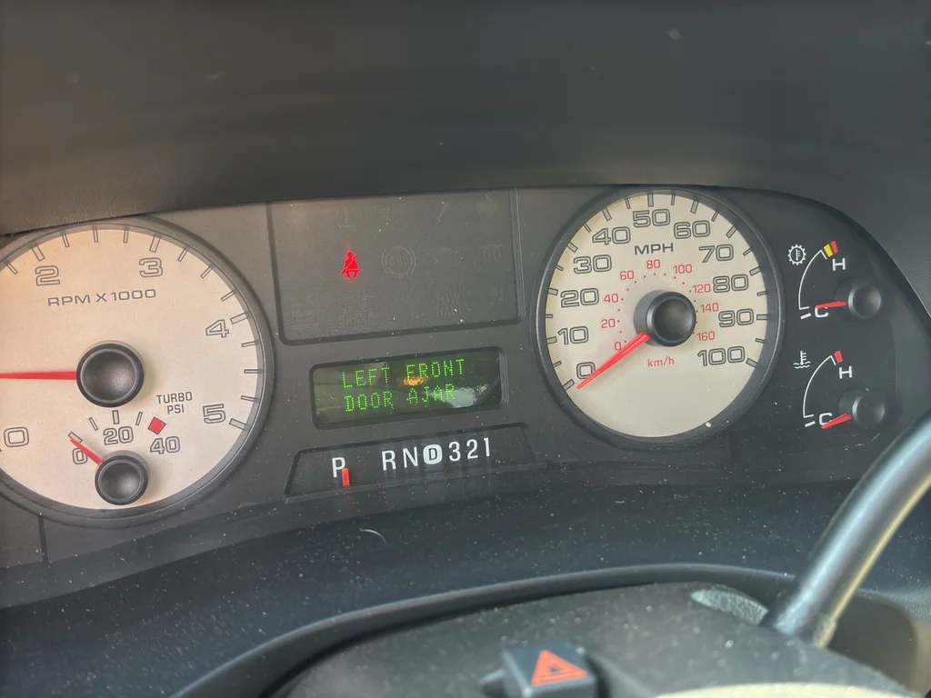Used 2005 GRAY Ford LARIAT image 11
