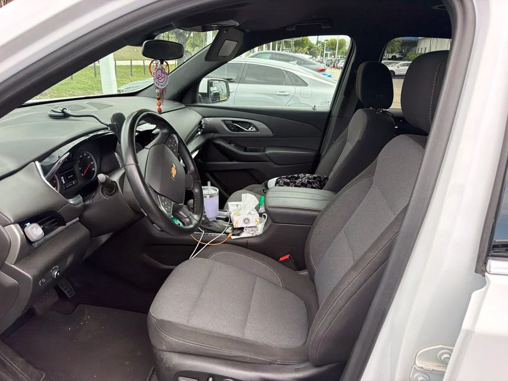 Used 2023 Summit White Chevrolet LT image 7