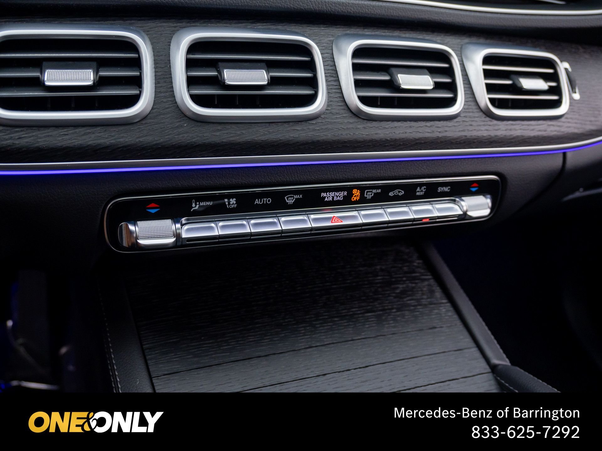 Certified Used 2025 Black Mercedes-Benz GLE 450 image 25
