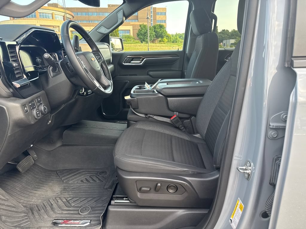 Certified Used 2024 Slate Gray Metallic Chevrolet LT image 9