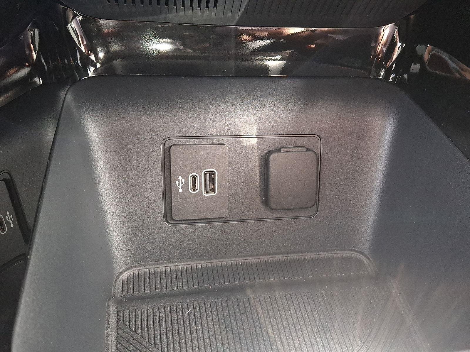 New 2026 Agate Black Metallic Ford Platinum™ image 16
