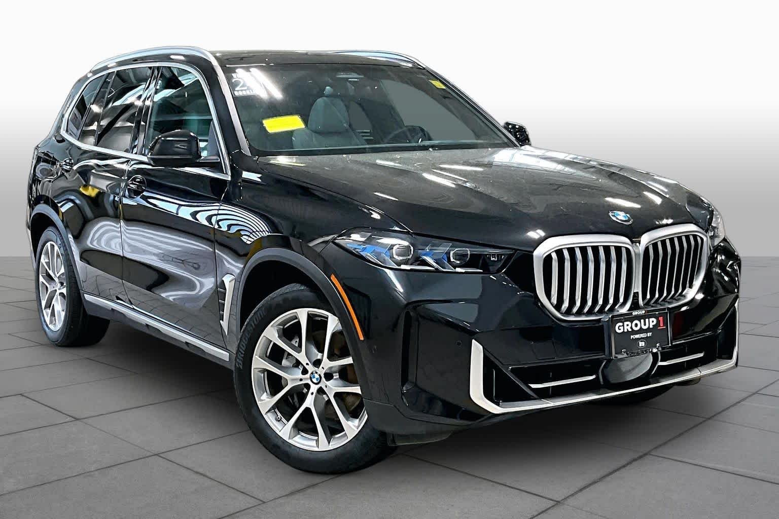 Used 2024 Black Sapphire Metallic BMW xDrive40i image 3