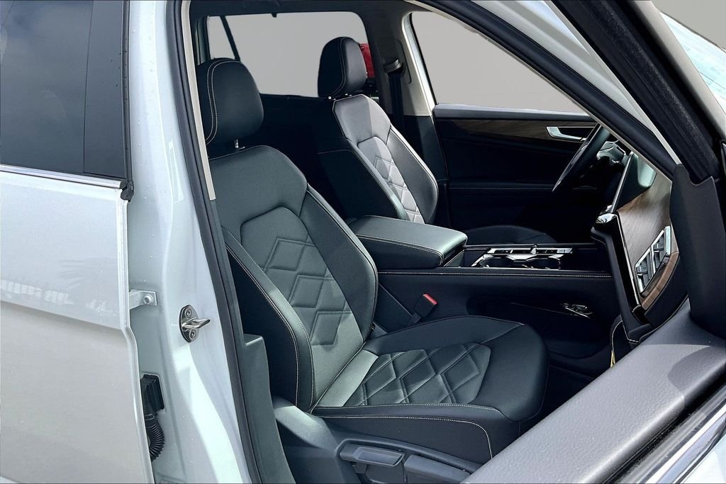 2026 Volkswagen Atlas SE w/Tech - Photo 30